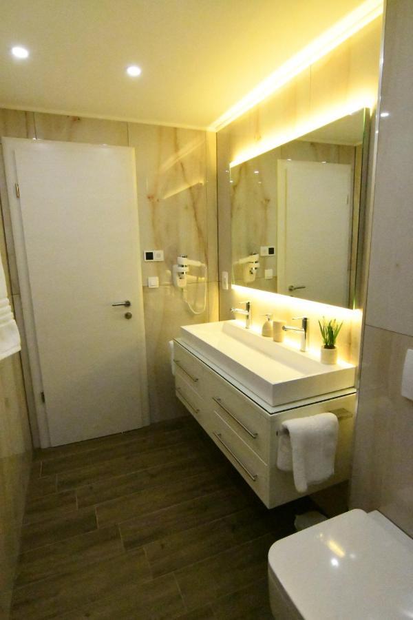 Holiday Luxury Resort Sundance Трогир Экстерьер фото